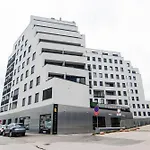 Flexible Selfcheckins 86 - Zagreb - Garage - New Building - New Apartment - Loggia